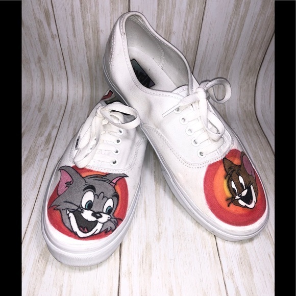 Tom and Jerry Custom Painted Vans ONE OF A KIND 11 - Picture 2 of 8
